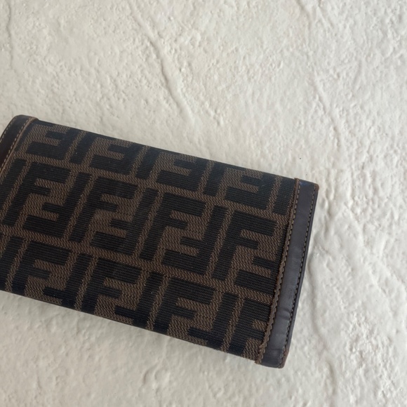 Vintage Fendi Wallet - Picture 2 of 3